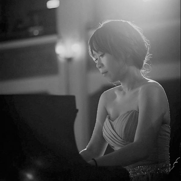 李明妍